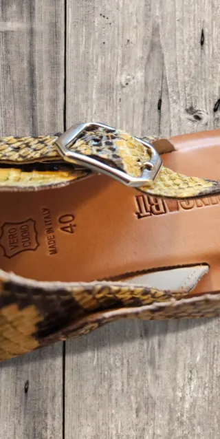 Sandali donna pitone giallo taglia 40