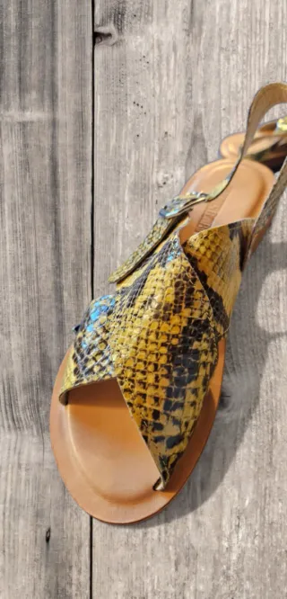 Sandali donna pitone giallo taglia 40