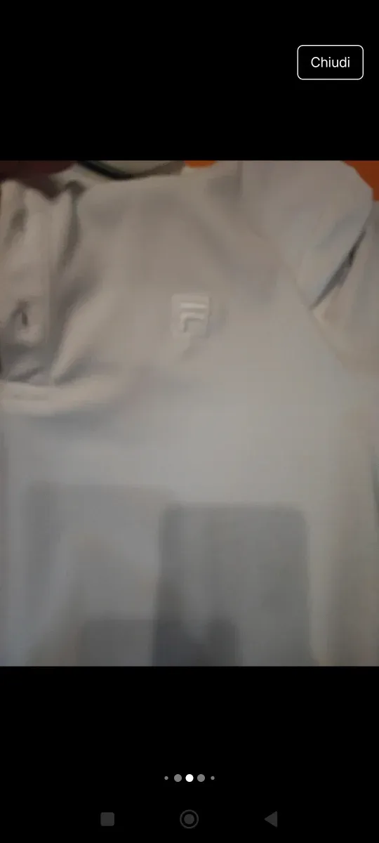 Completo uomo: polo bianco e jeans