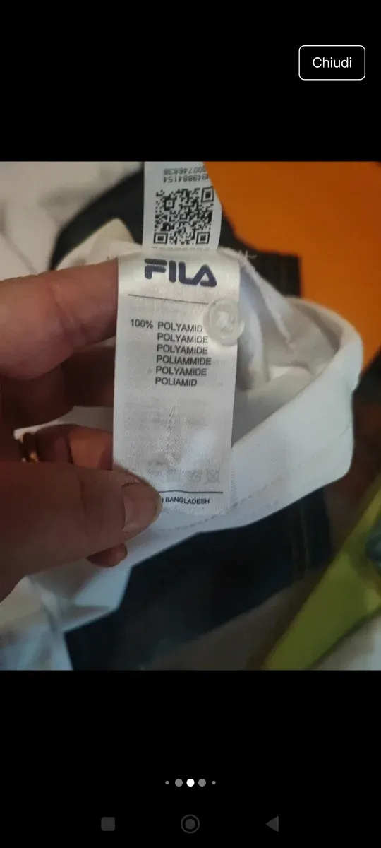 Completo uomo: polo bianco e jeans