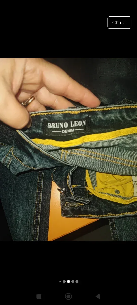 Completo uomo: polo bianco e jeans