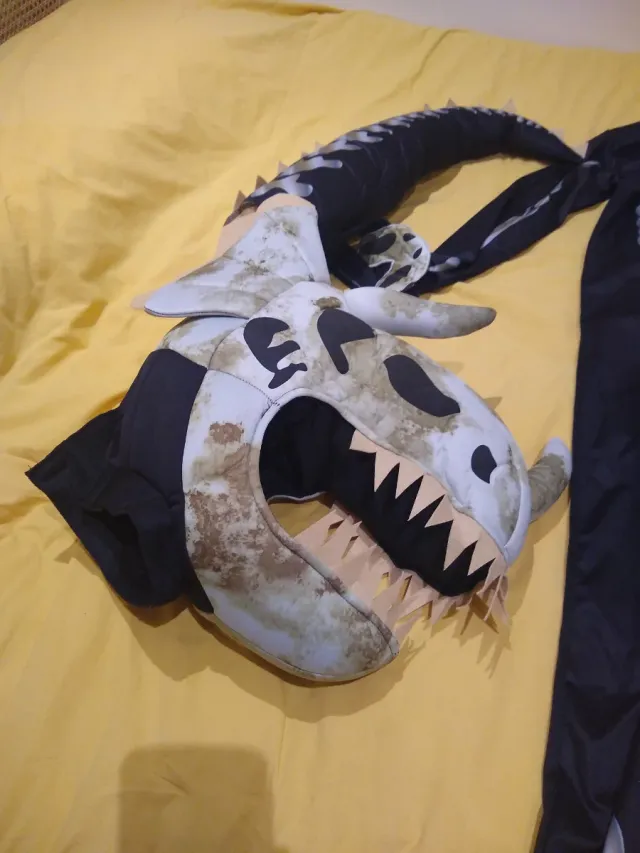 Disfraz esqueleto triceratops niño talla 7-9