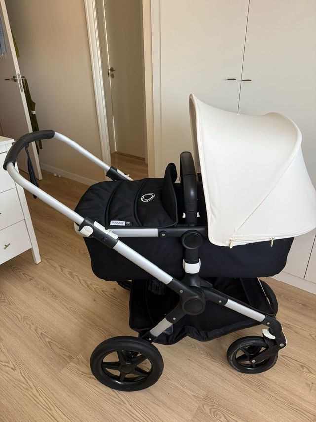 Carrito Bugaboo Fox 4 Negro/Crema