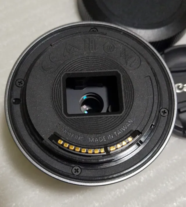 Objetivo Canon RF-S 18-45mm 4.5-6.3 IS STM Negro