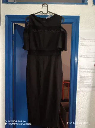 Vestido de fiesta negro con encaje