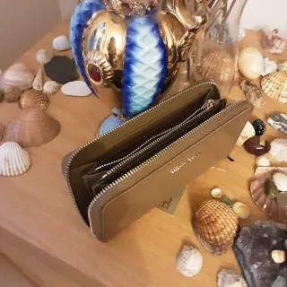 Billetera Gloria Ortiz Beige/Marrón