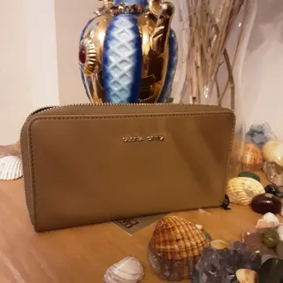 Billetera Gloria Ortiz Beige/Marrón