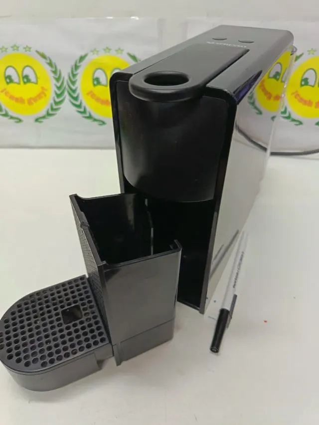 Cafetera Nespresso Krups XN110