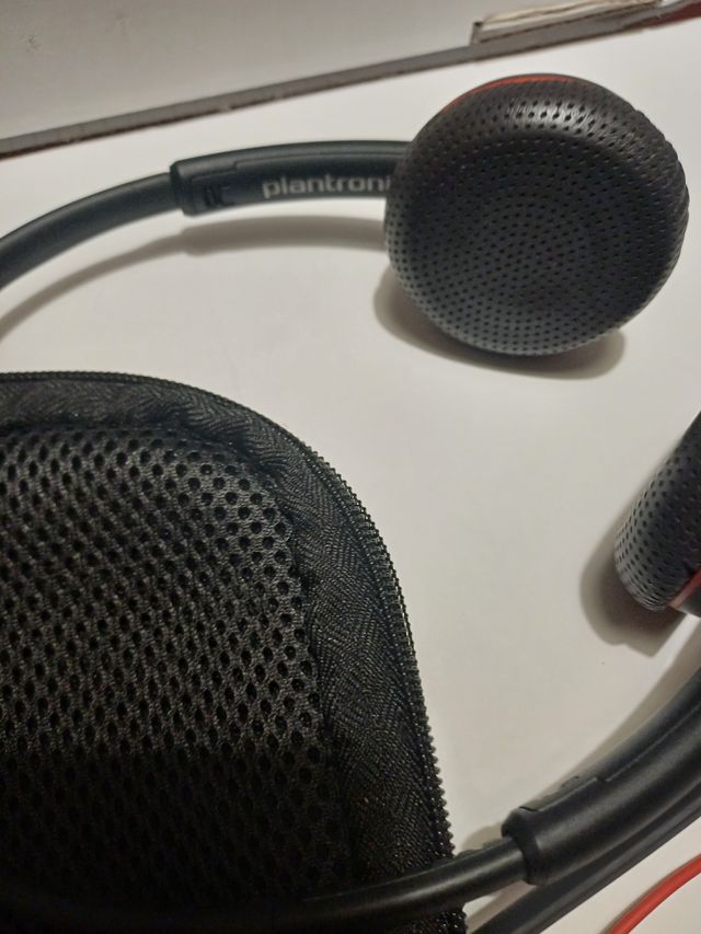 AURICULARES con MICRÓFONO INTEGRADO  PLANTRONICS