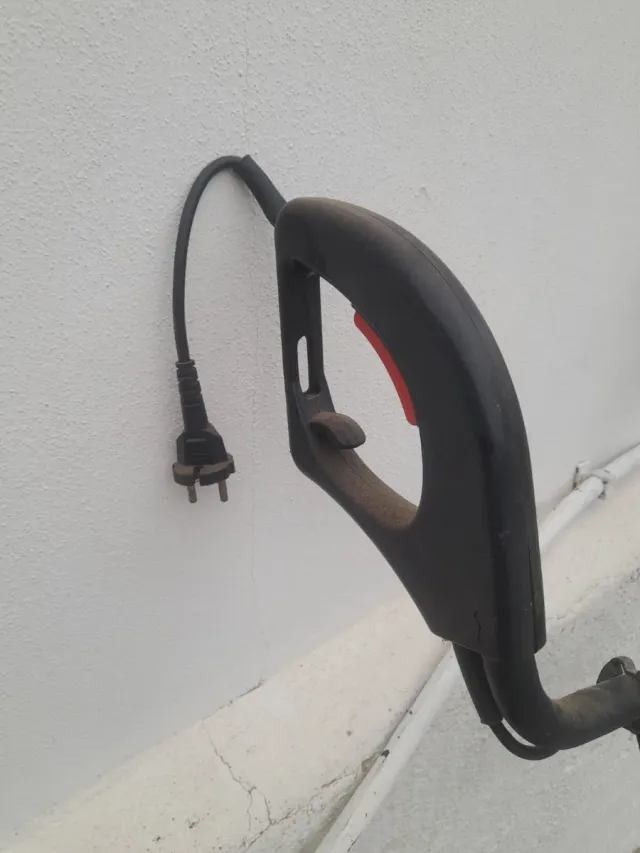 Cortafilo Eléctrico