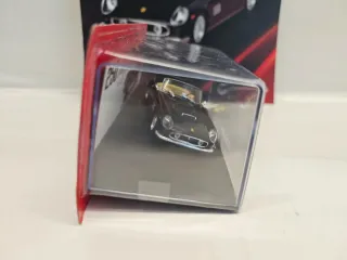 Ferrari 250 California 1:43 Centauria