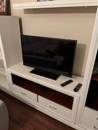 Mueble TV y Librería Blanco y Madera