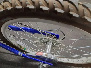 Bicicleta plegable azul