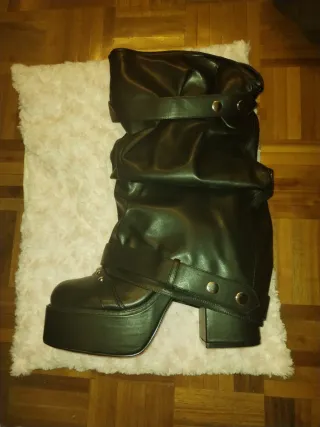 botas altas de plataforma mujer