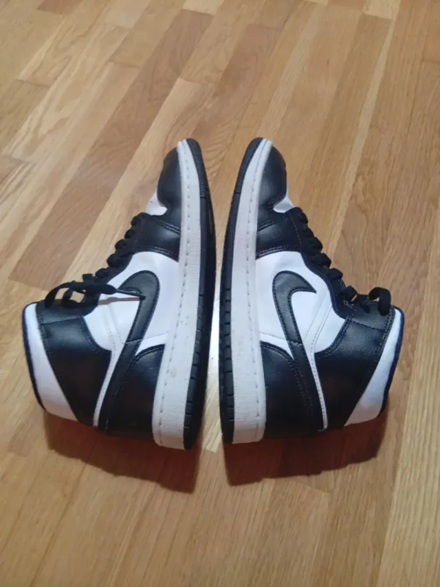 Nike Jordan 1 Mid Talla 37.5