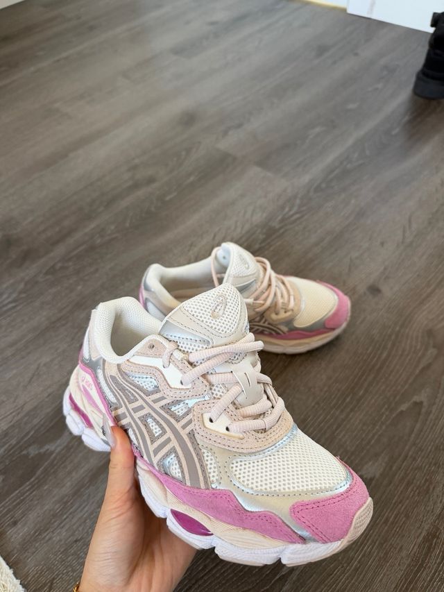 Asics Gel NYC Beige Rosa Mujer
