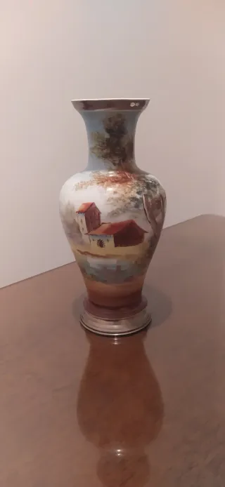 Jarrón antiguo decorado