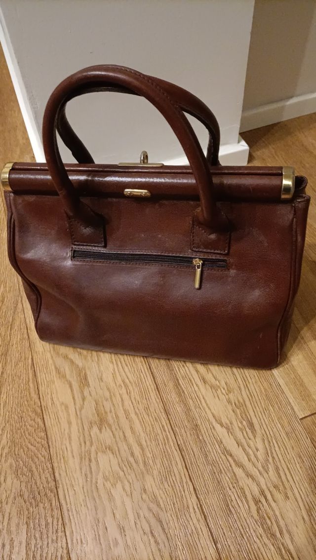 Borsa a mano in pelle marrone