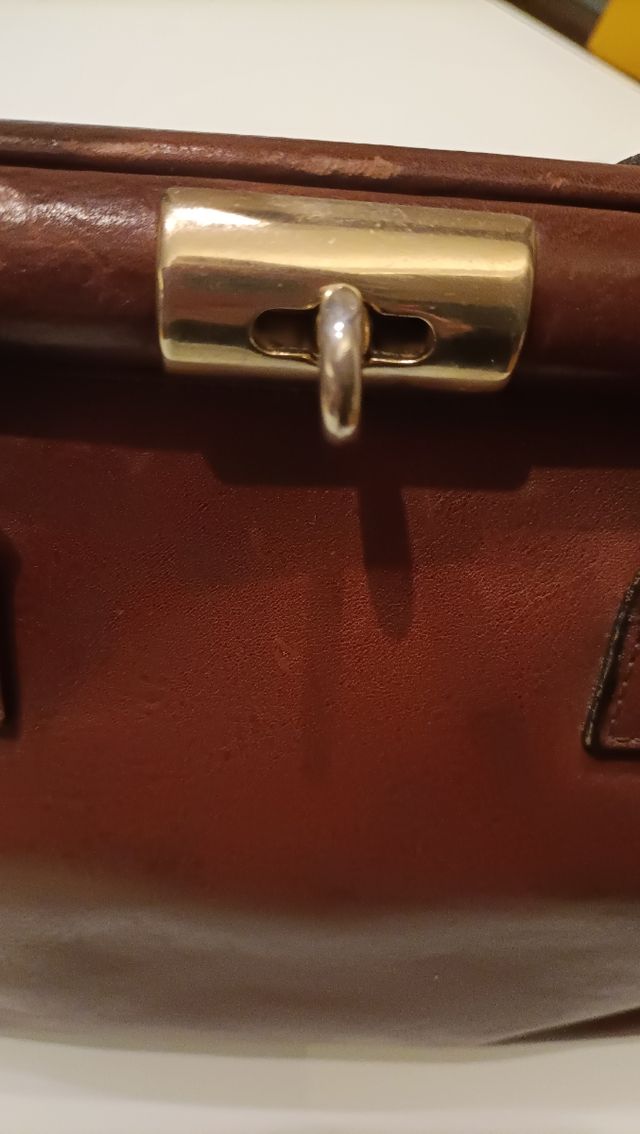 Borsa a mano in pelle marrone