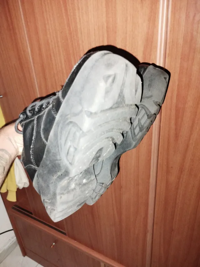 Zapatillas negras mujer