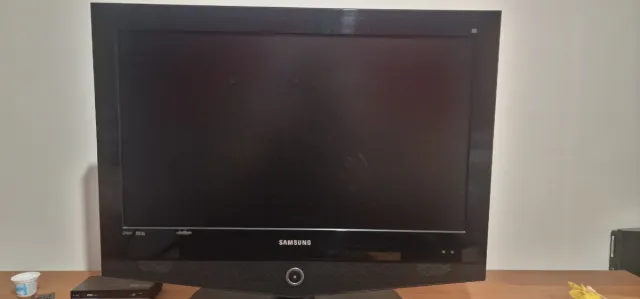 TV Samsung 32 LE32R32B