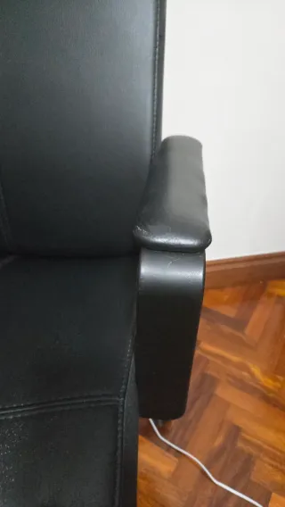 Silla de escritorio giratoria negra