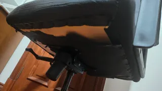 Silla de escritorio giratoria negra