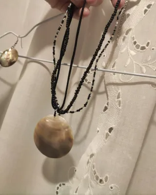 Collar y pendientes nácar Natura