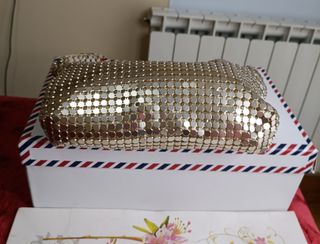Bolso fiesta dorado forrado nuevo