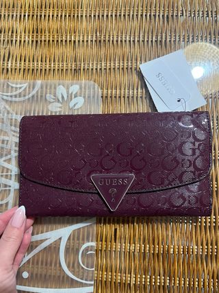 Cartera Guess