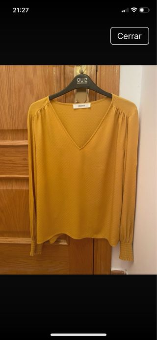 Blusa satinada amarilla Promod talla S