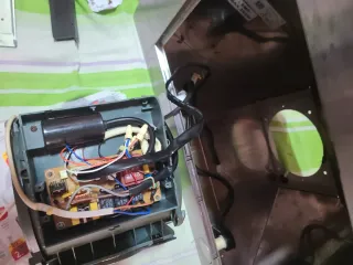 Motor y placa electrónica campana extractora