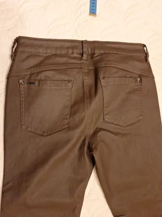 Pantalón mujer Street One encerado