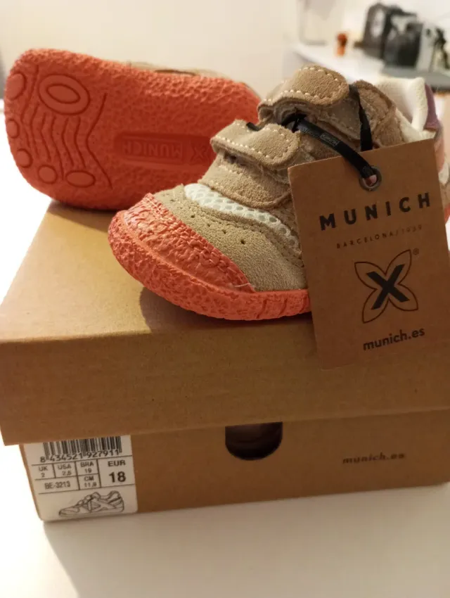 Zapatillas bebé Munich Talla 18