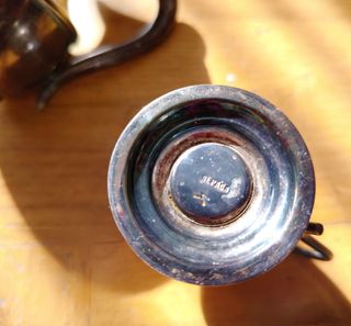 Lote de tres jarras de alpaca antiguas