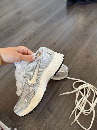 Nike Zoom Vomero 5 Plata/Blanco