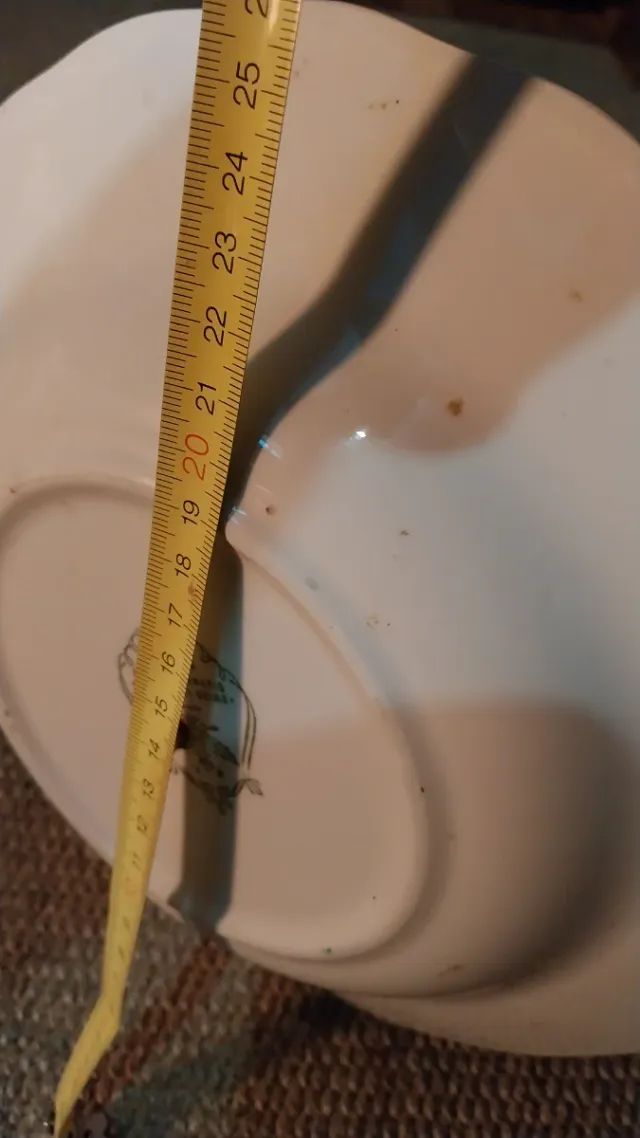 Pastelero 2 Pisos Porcelana Rosa y laton Dorado