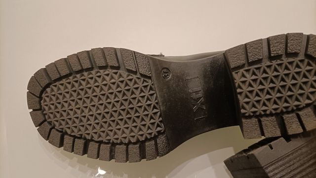 Mocassini donna con suola antiscivolo in ecopelle