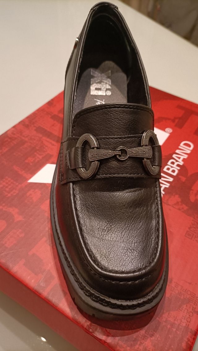 Mocassini donna con suola antiscivolo in ecopelle