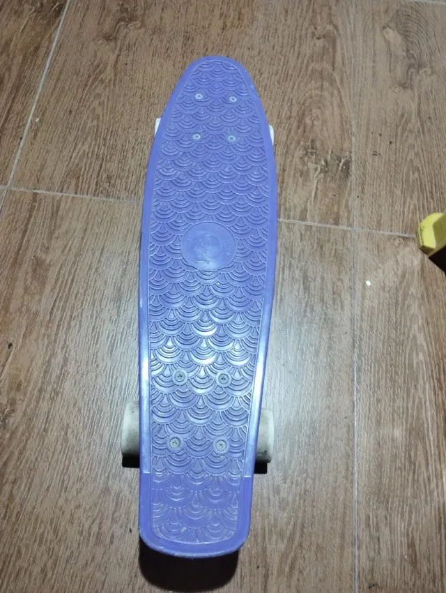 Patinete morado