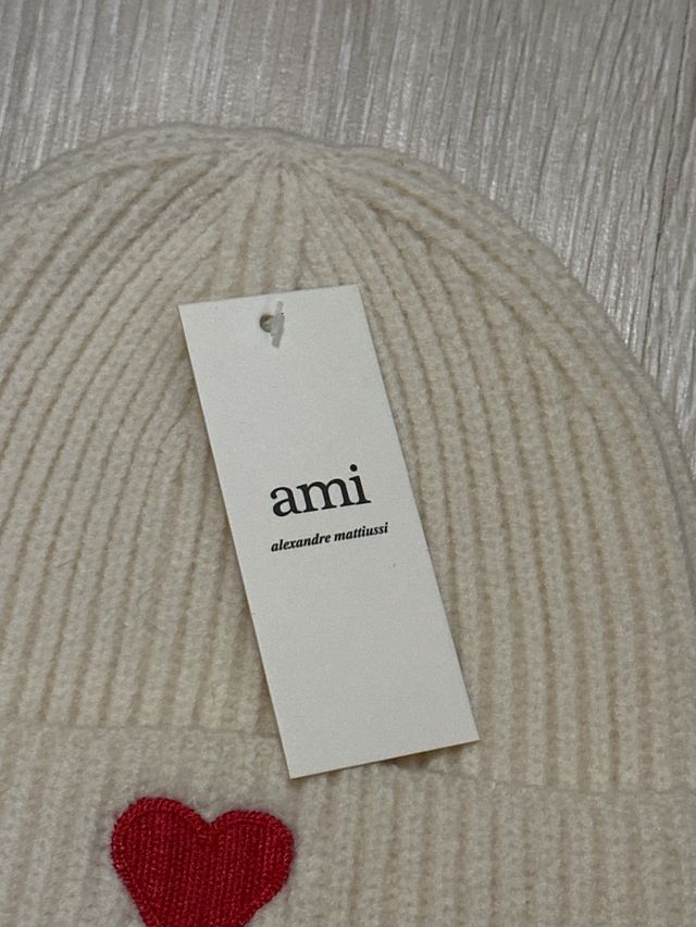 Gorro Ami Paris beige