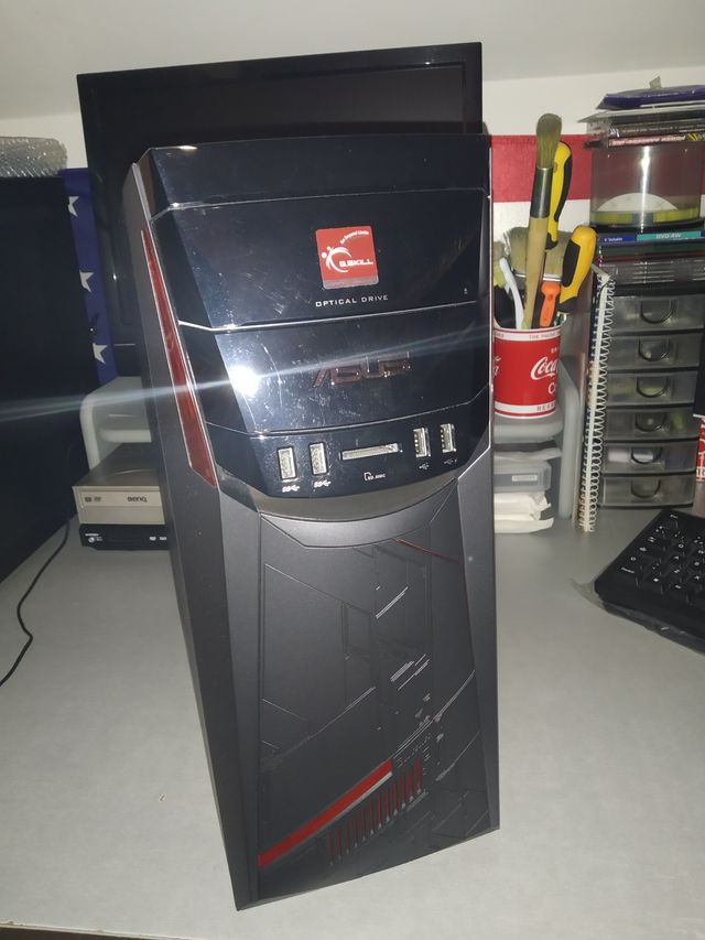 Caja PC ASUS ATX (ESTADO IMPECABLE)