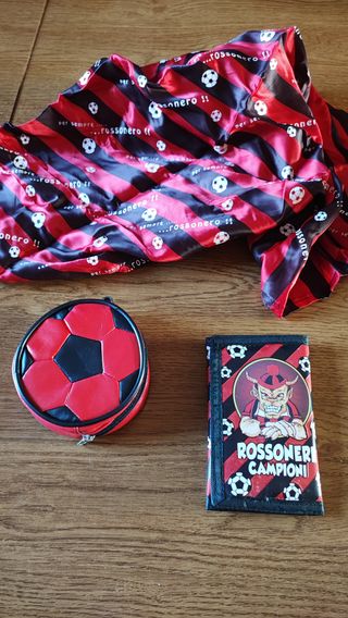 Set tifosi Milan: portafoglio, busta e foulard