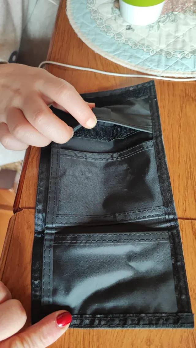 Set tifosi Milan: portafoglio, busta e foulard