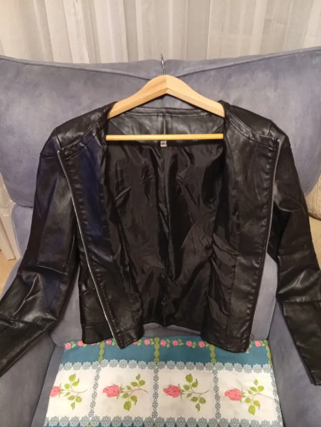 Chaqueta de piel sintética mujer