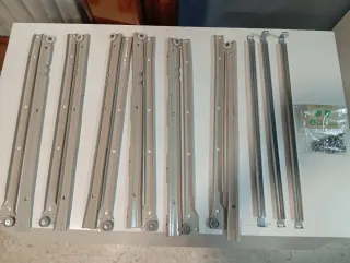 Guida per cassetti Ikea in metallo