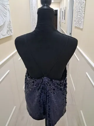 Top lentejuelas negro