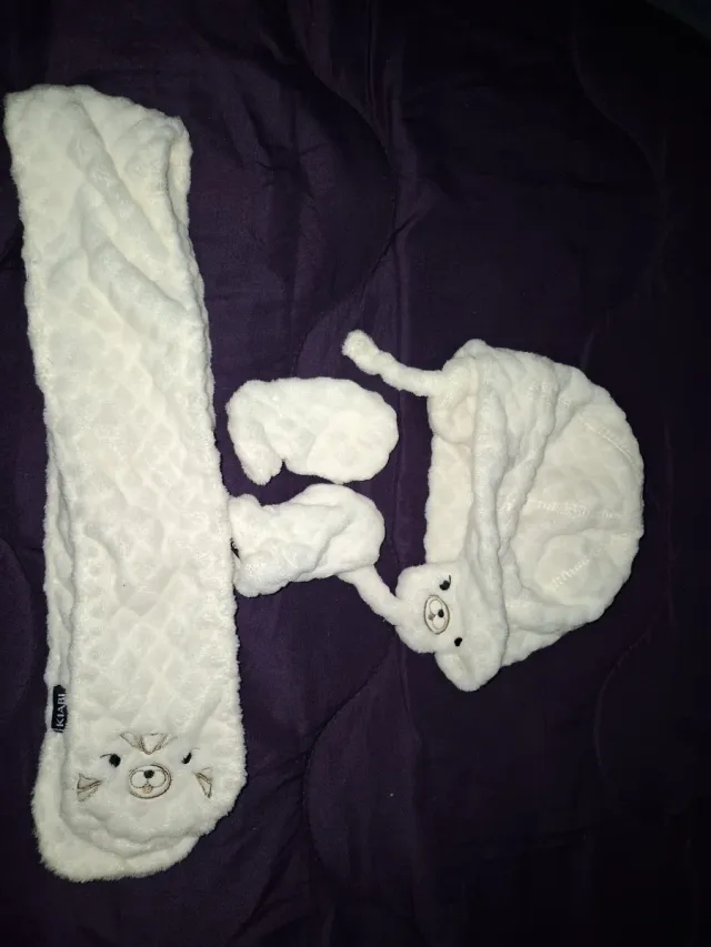 Conjunto polar bebé: bufanda, gorro y manoplas