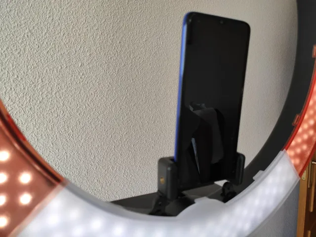 Aro de Luz Neewer 48cm 55W 5600K con Trípode