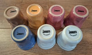 7 tazzine bicchierini accartocciati Bialetti Caffè